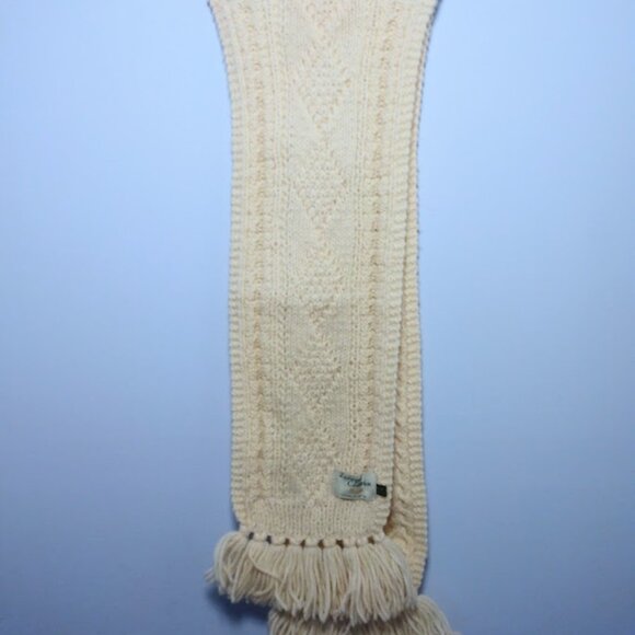 VTG Donegal by Magee Aran Knit Scarf 100% Irish Wool Handmade Fringe Ivory - Picture 2 of 6